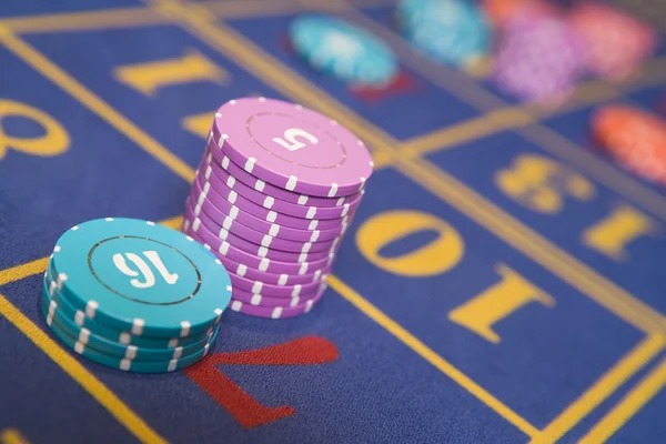 ide777 Dealer-table room